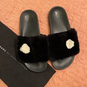 Women's Black and White Fluffy Fur Marc by Marc Jacobs Slides Eur 40 (US 9)